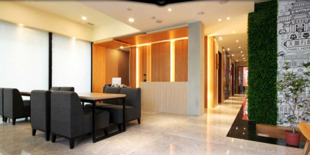 Tianli Hotel Tainan Exterior foto
