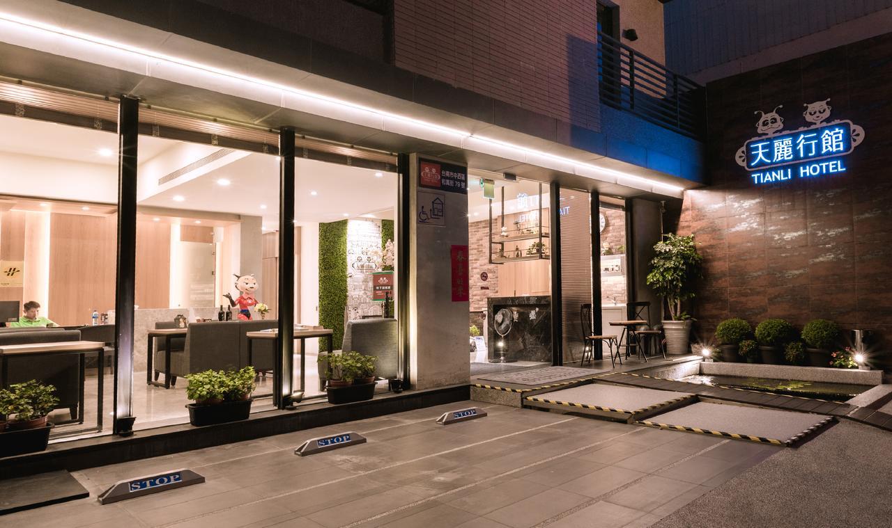 Tianli Hotel Tainan Exterior foto